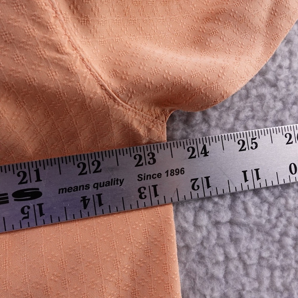 Tommy Bahama Mens  L Silk Camp Shirt Peach Textured Short Sleeve embroidered - Picture 5 of 7